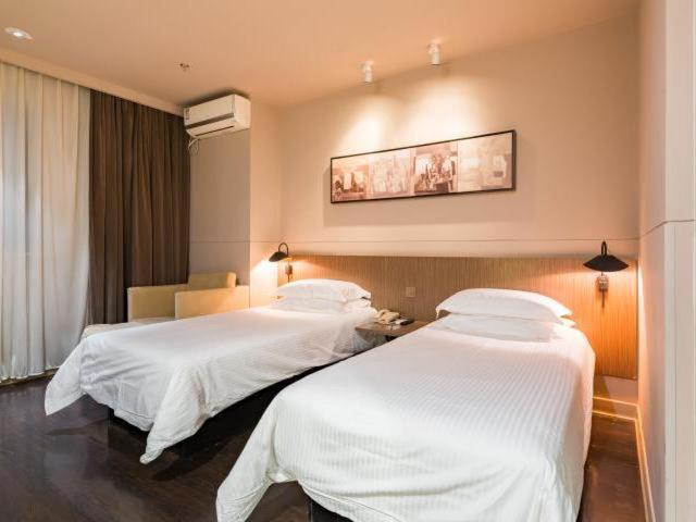 Jinjiang Inn Nanjing Road Pedestrian Streeteast Asia Hotel Shanghai Luaran gambar
