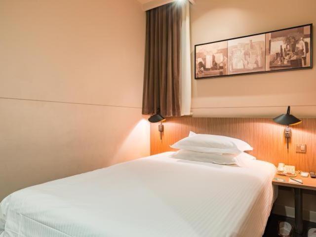 Jinjiang Inn Nanjing Road Pedestrian Streeteast Asia Hotel Shanghai Luaran gambar